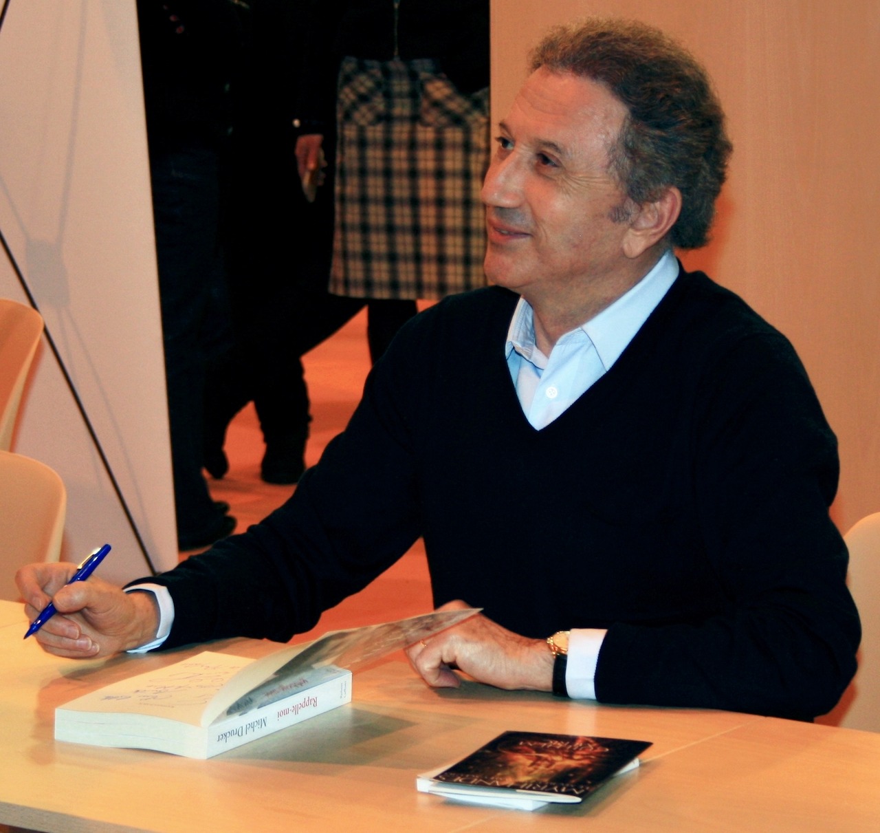 Michel Drucker au salon du livre en 2011